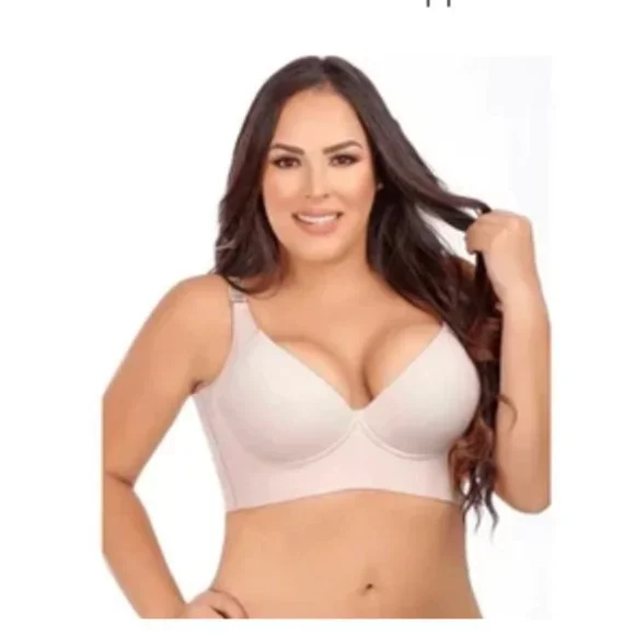 📦 BOGO 📦.  NWT Bra with Shapewear - Picture 2 of 3